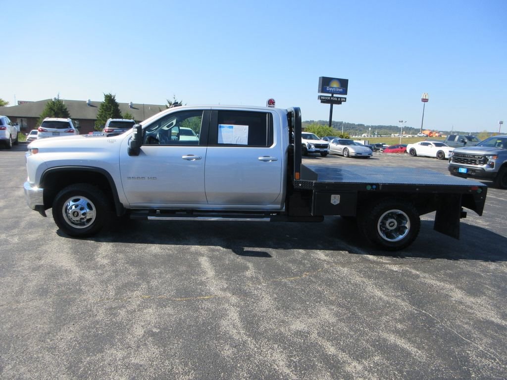 Used 2022 Chevrolet Silverado 3500 HD Chassis Cab LT Truck Crew Cab