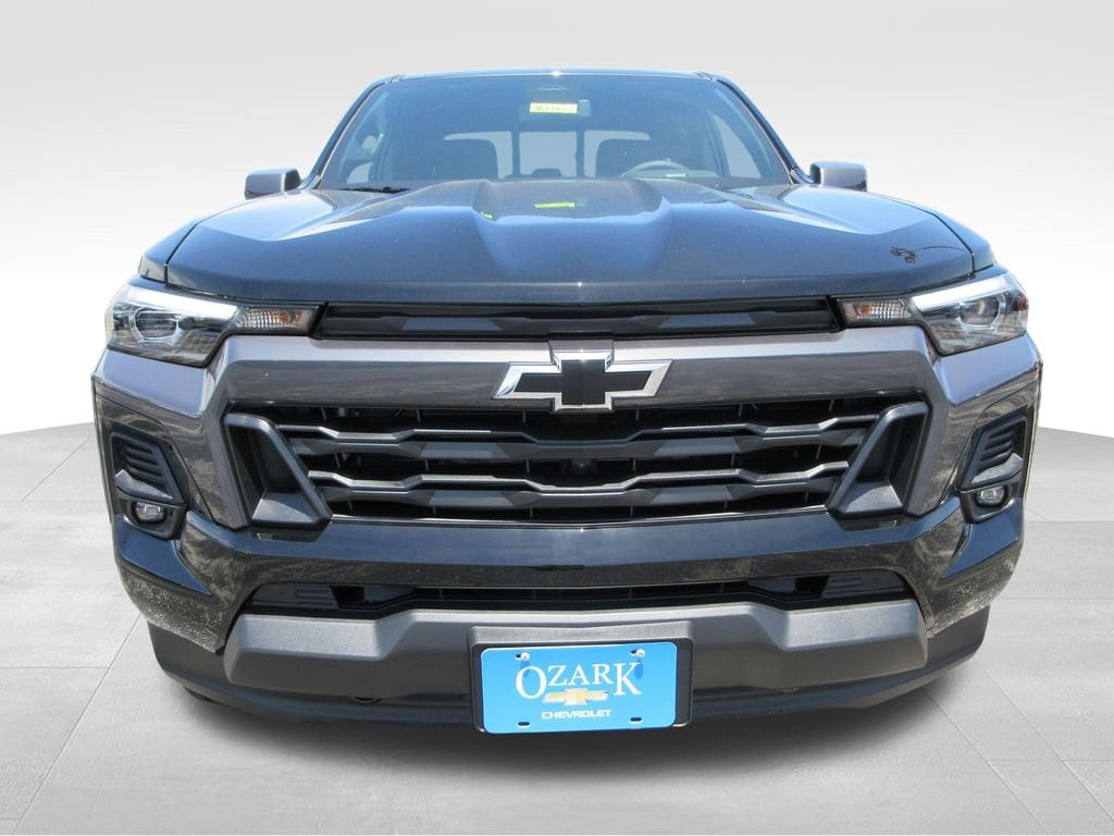 2026 Chevrolet Colorado LT - Photo 9
