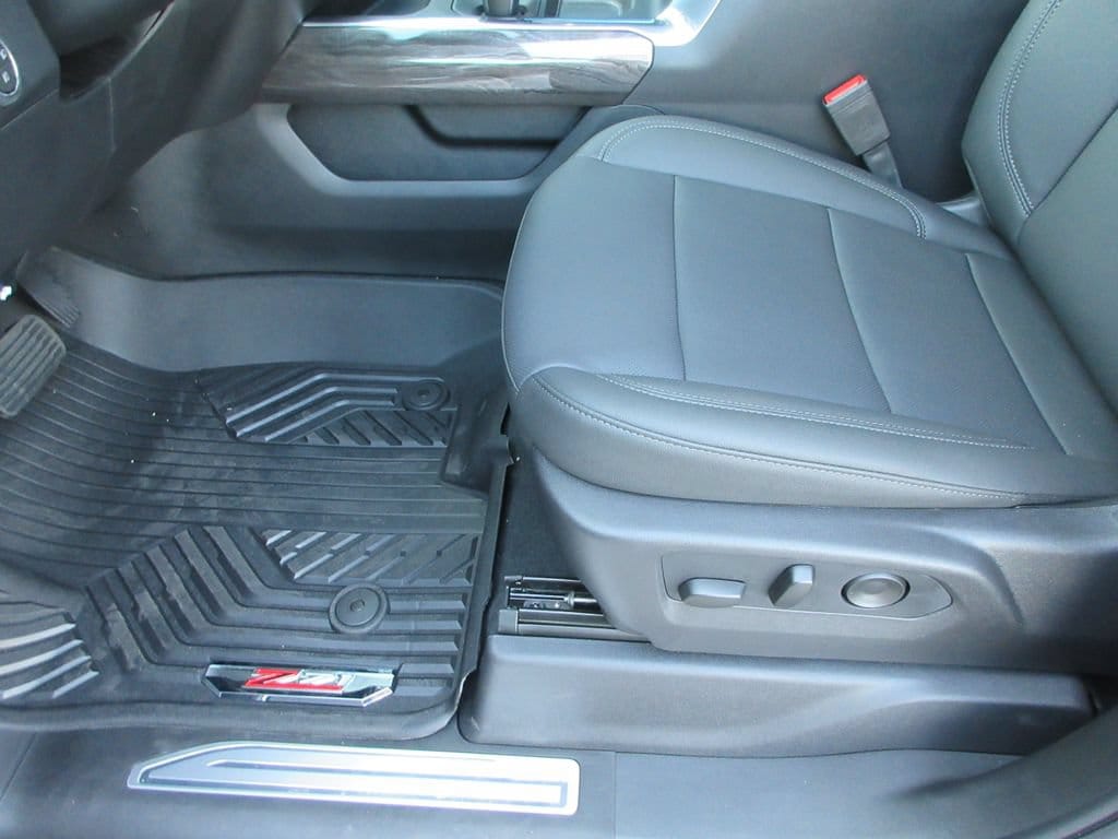 2026 Chevrolet Silverado 1500 LTZ - Photo 23