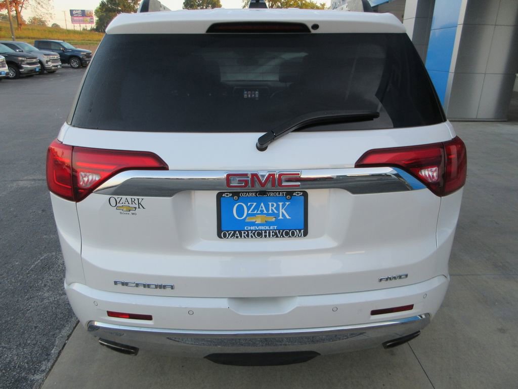 2019 Gmc Acadia Denali photo 4
