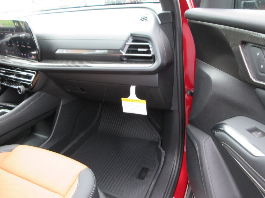 2027 Chevrolet Traverse Z71 - Photo 20
