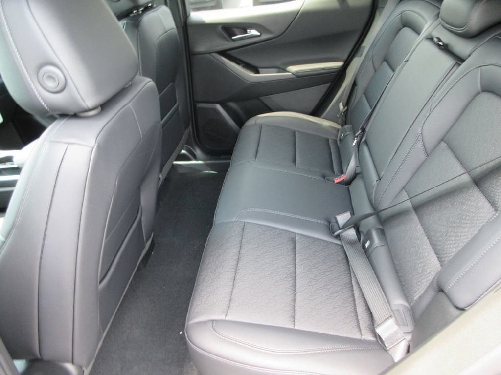 2027 Chevrolet Equinox LT - Photo 14