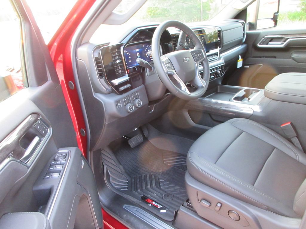2026 Chevrolet Silverado 3500 HD LTZ - Photo 16