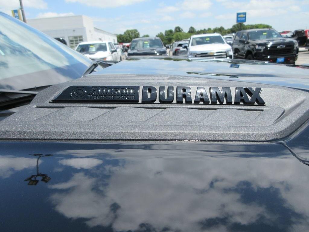 2026 Chevrolet Silverado 3500 HD LTZ - Photo 11