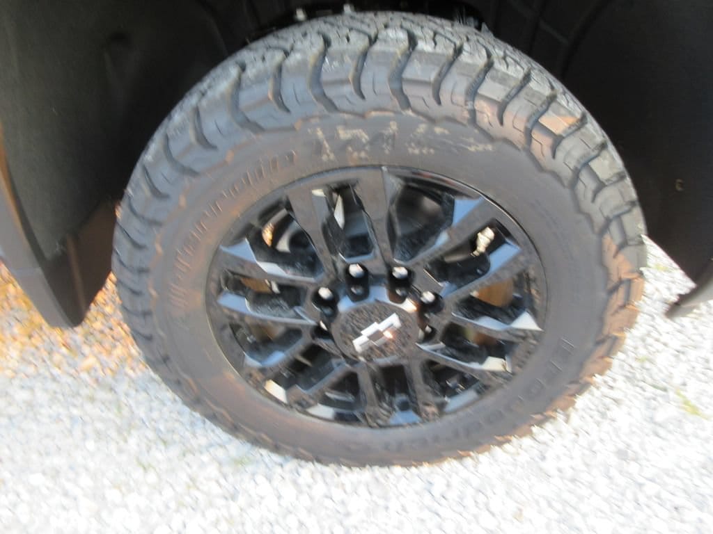 2026 Chevrolet Silverado 3500 HD LTZ - Photo 9