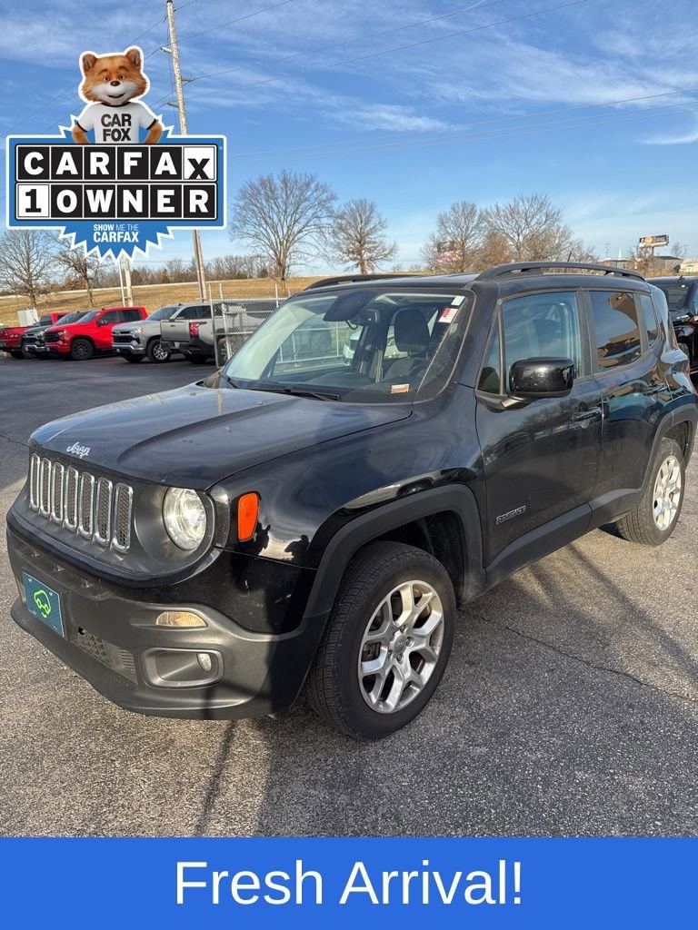 2017 Jeep Renegade Latitude's photo