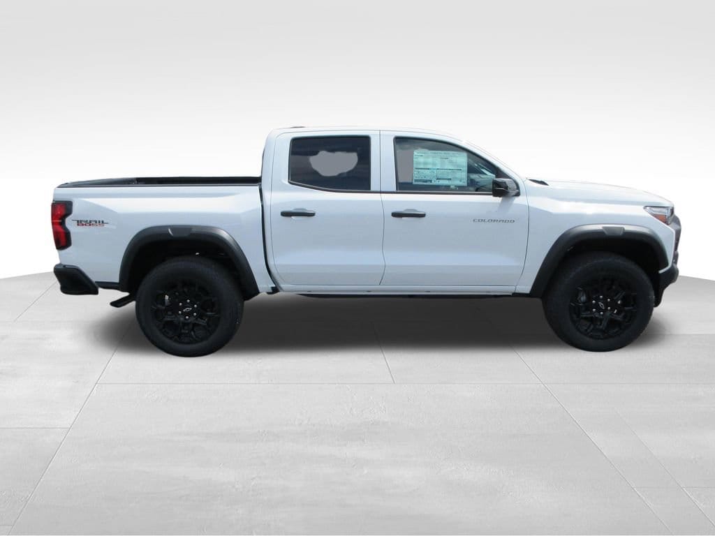 2026 Chevrolet Colorado Trail Boss - Photo 7