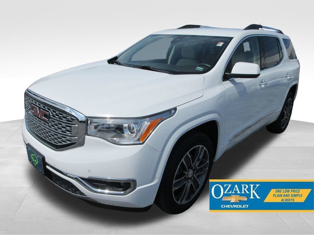 2019 GMC Acadia Denali FWD's photo