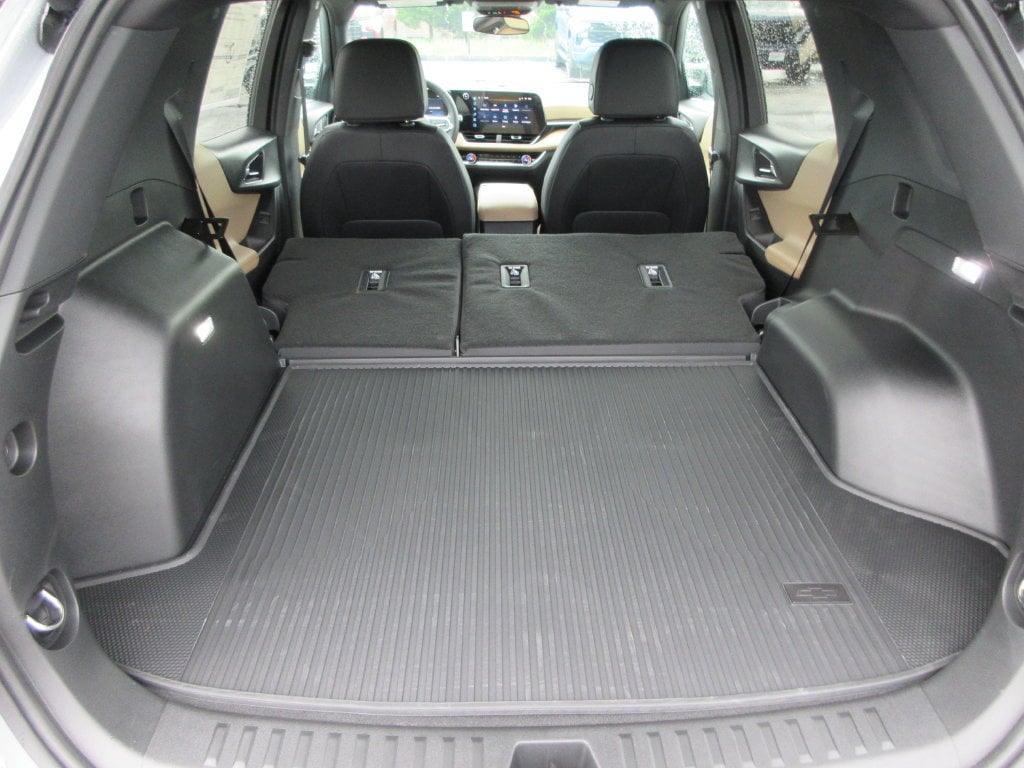 2027 Chevrolet Equinox ACTIV - Photo 12