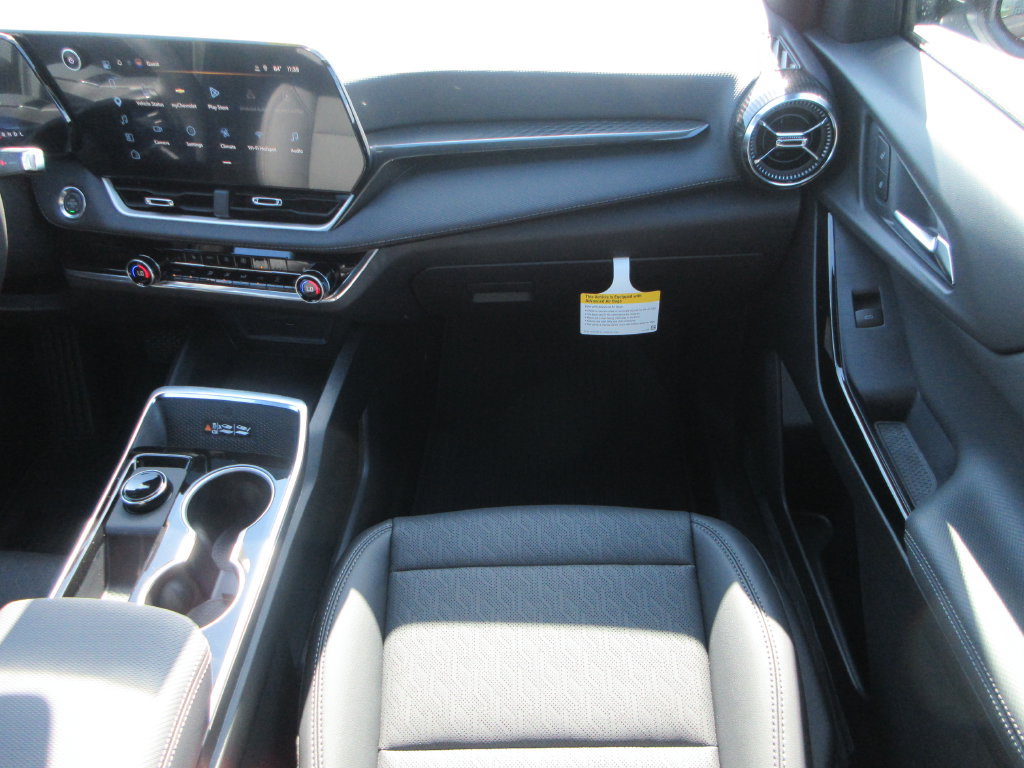 2027 Chevrolet Equinox LT - Photo 16