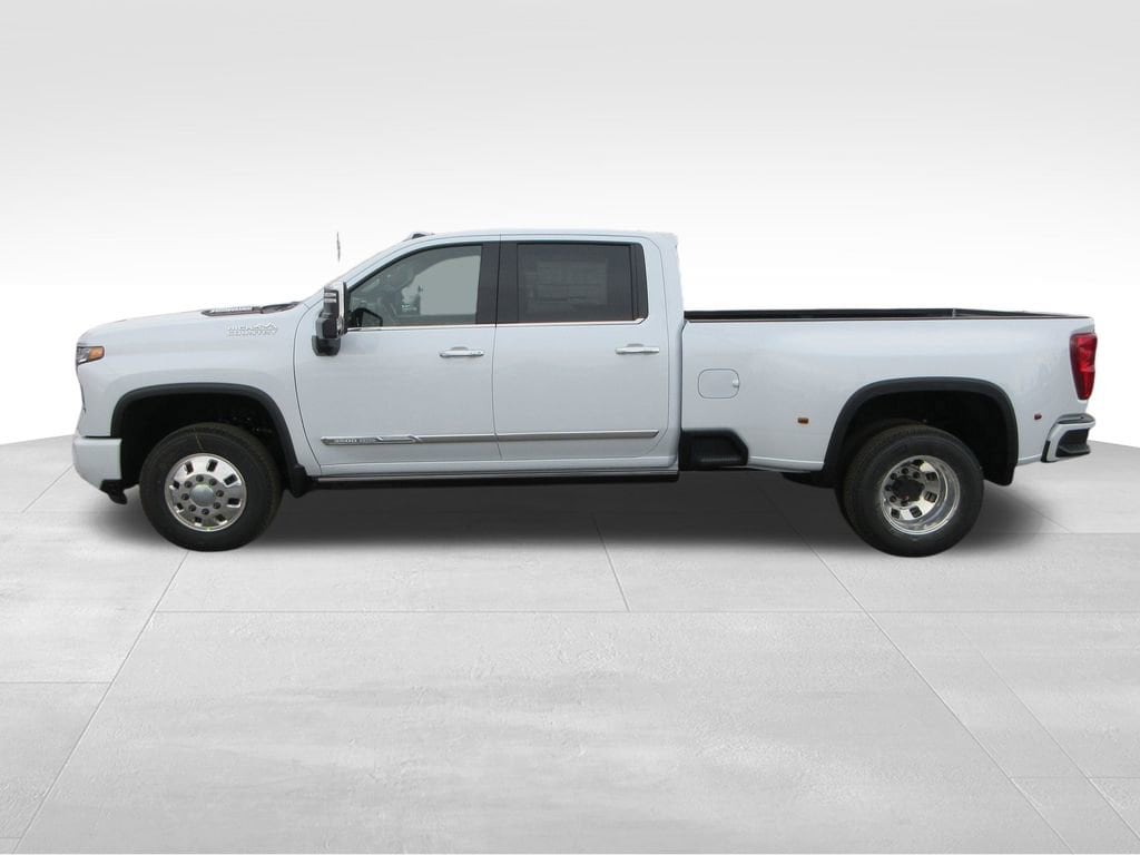 New 2026 Chevrolet Silverado 3500 HD High Country DRW Truck