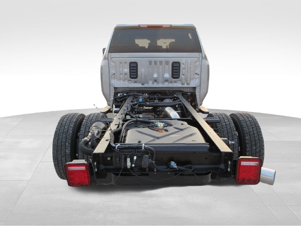 New 2026 Chevrolet Silverado 3500 HD Chassis Cab LT Truck