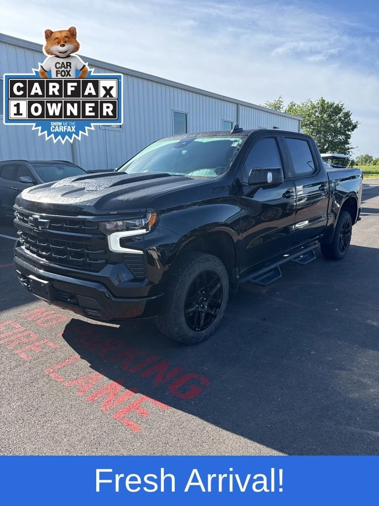 2022 Chevrolet Silverado 1500 LT Trail Boss 4X4 Crew Cab Short Box's photo