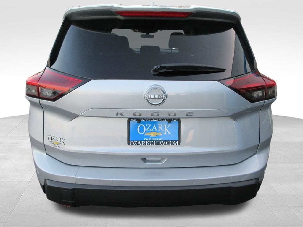 Used 2025 Nissan Rogue SV SUV