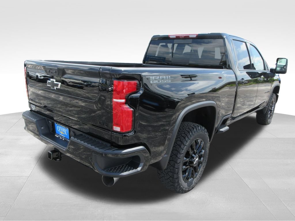 2026 Chevrolet Silverado 3500 HD LTZ - Photo 6