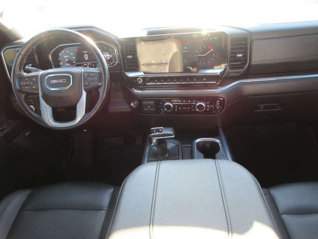 2024 GMC Sierra 1500 Elevation - Photo 18