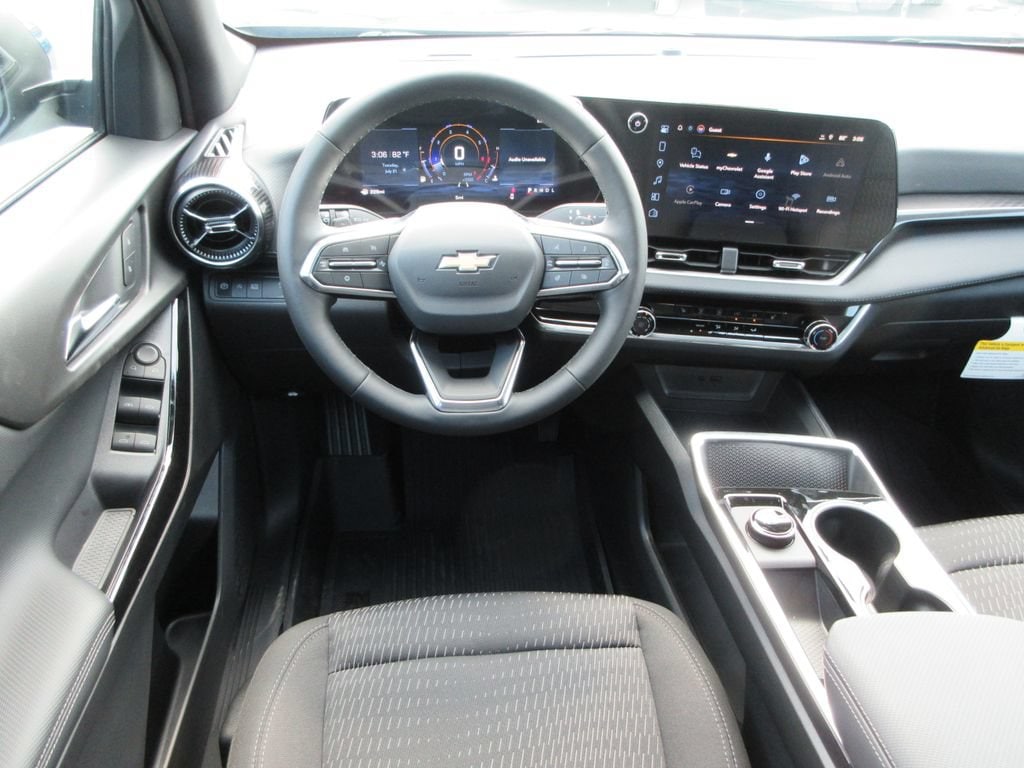 2027 Chevrolet Equinox LT - Photo 13