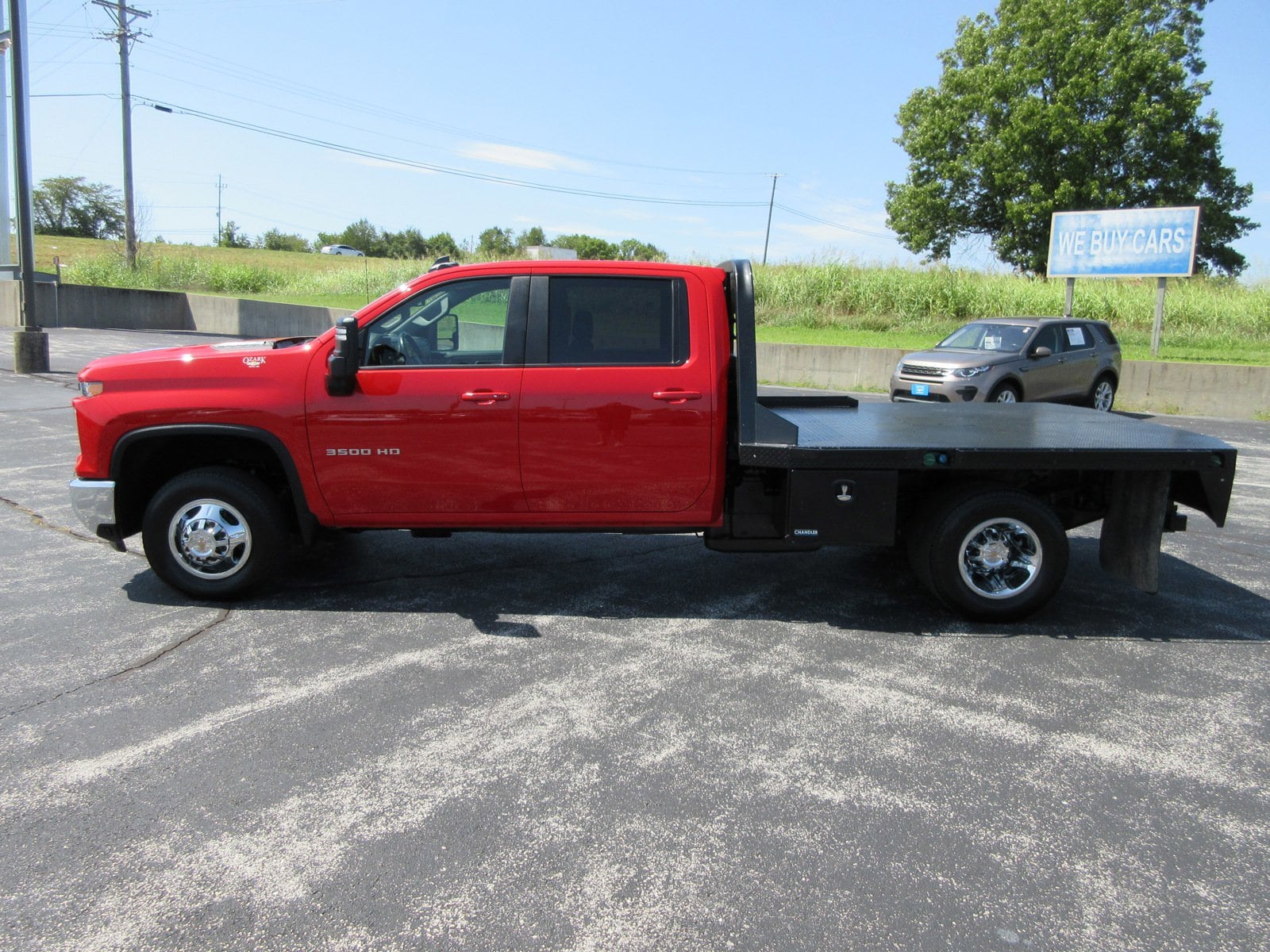 Used 2024 Chevrolet Silverado 3500HD LT with VIN 1GB4YTEY2RF121234 for sale in Ozark, MO