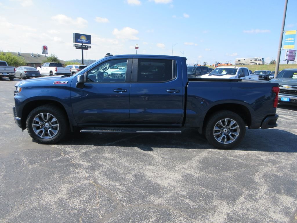 2019 Chevrolet Silverado 1500 RST photo 2