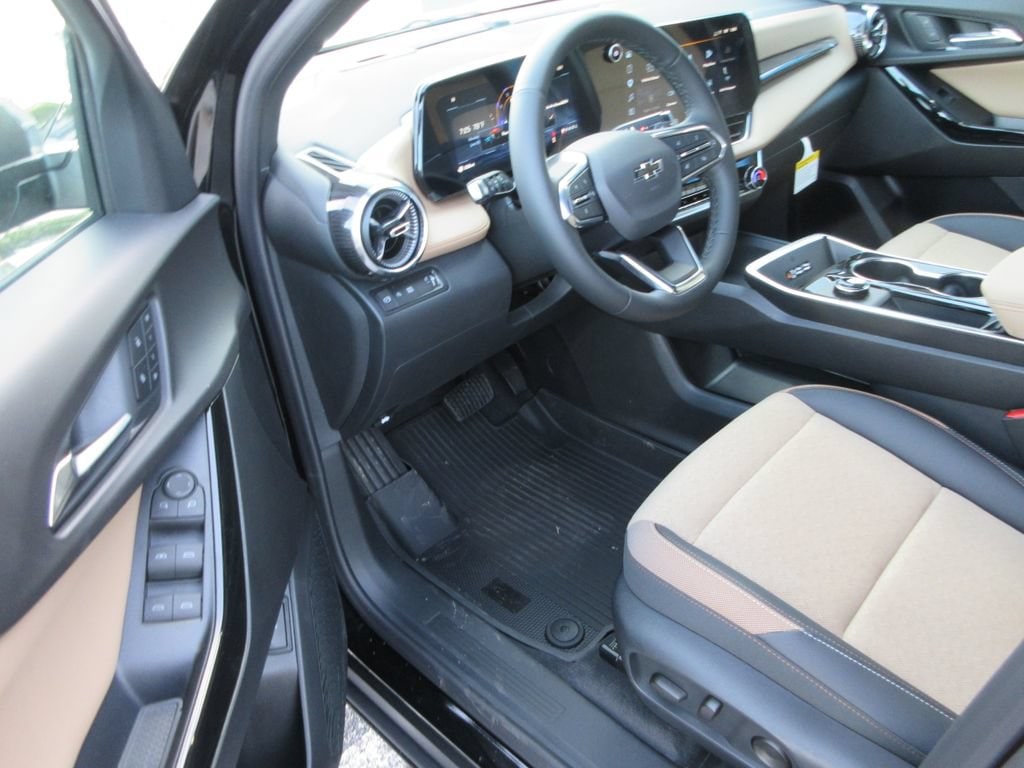 2027 Chevrolet Equinox ACTIV - Photo 12