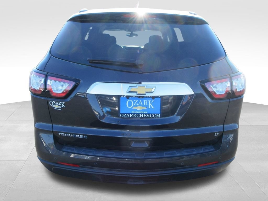 Used 2017 Chevrolet Traverse LT SUV