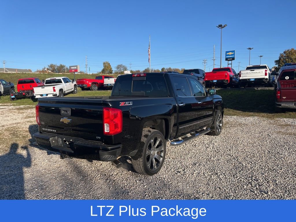 2017 Chevrolet Silverado 1500 LTZ photo 3