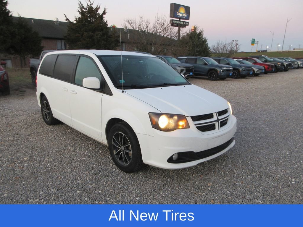 Used 2018 Dodge Grand Caravan GT with VIN 2C4RDGEG0JR176516 for sale in Ozark, MO