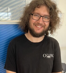 Staff member LARRY from d8bd98c9d48d