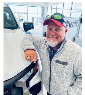 Staff member RICHARD " HANK " from 7ee7f4399458