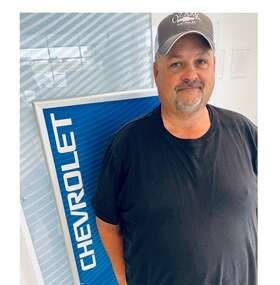 Staff member CLIFF from d8bd98c9d48d