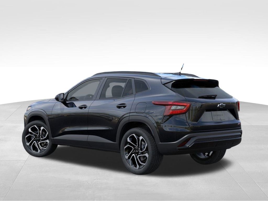 2026 Chevrolet Trax photo 2