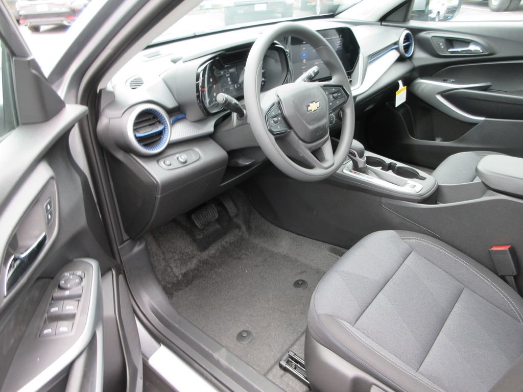2026 Chevrolet Trax LS - Photo 11