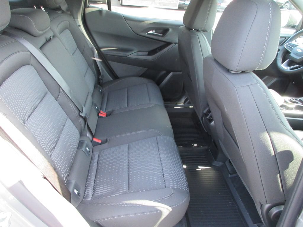 2027 Chevrolet Equinox LT - Photo 16