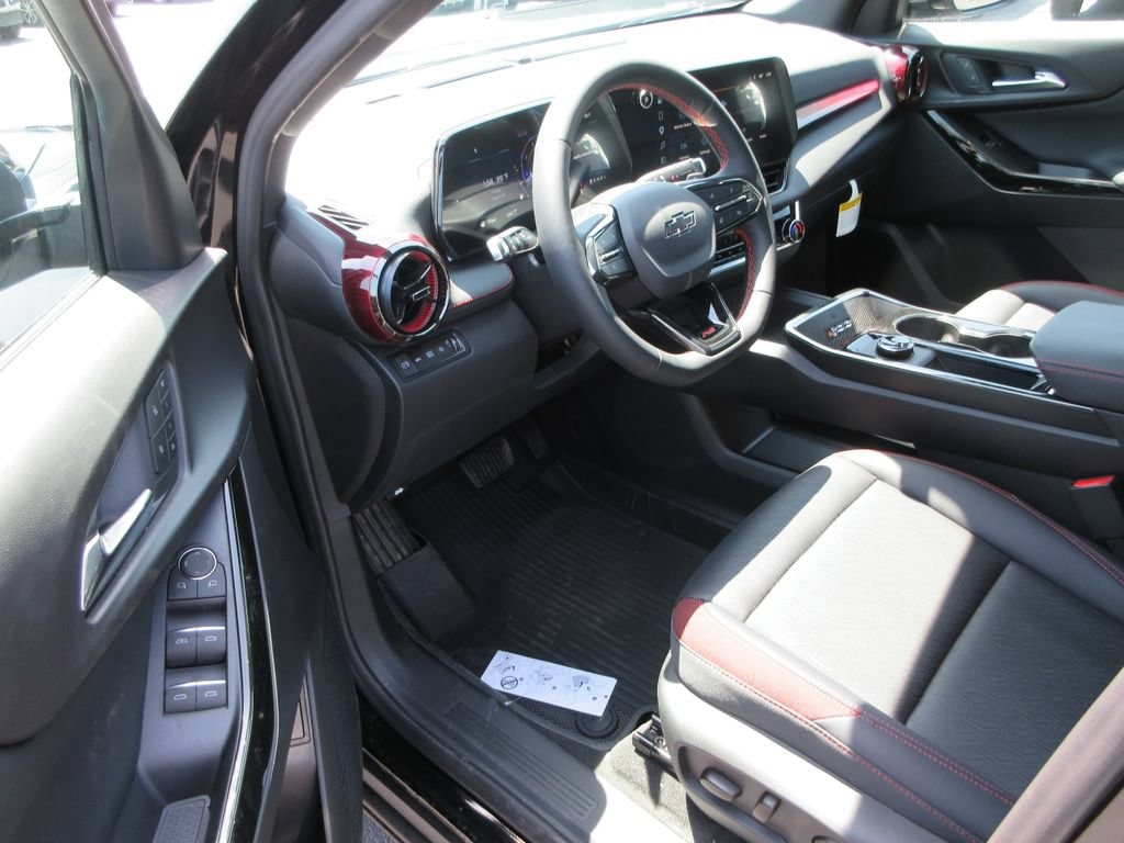 2027 Chevrolet Equinox RS - Photo 13