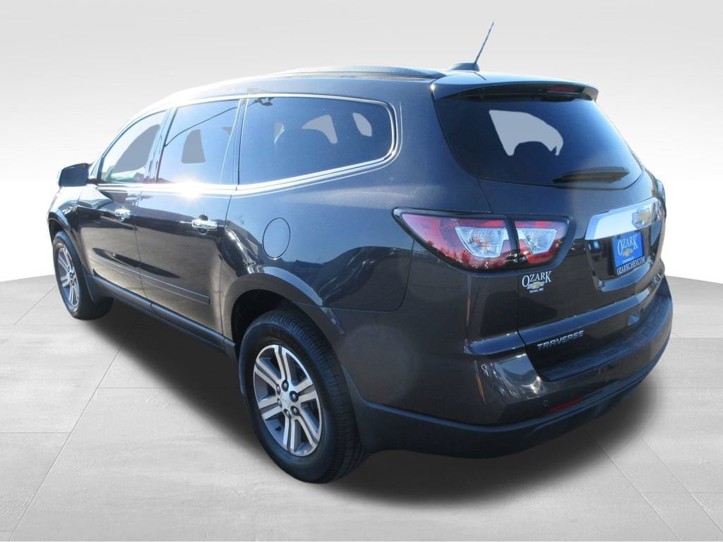 Used 2017 Chevrolet Traverse LT SUV