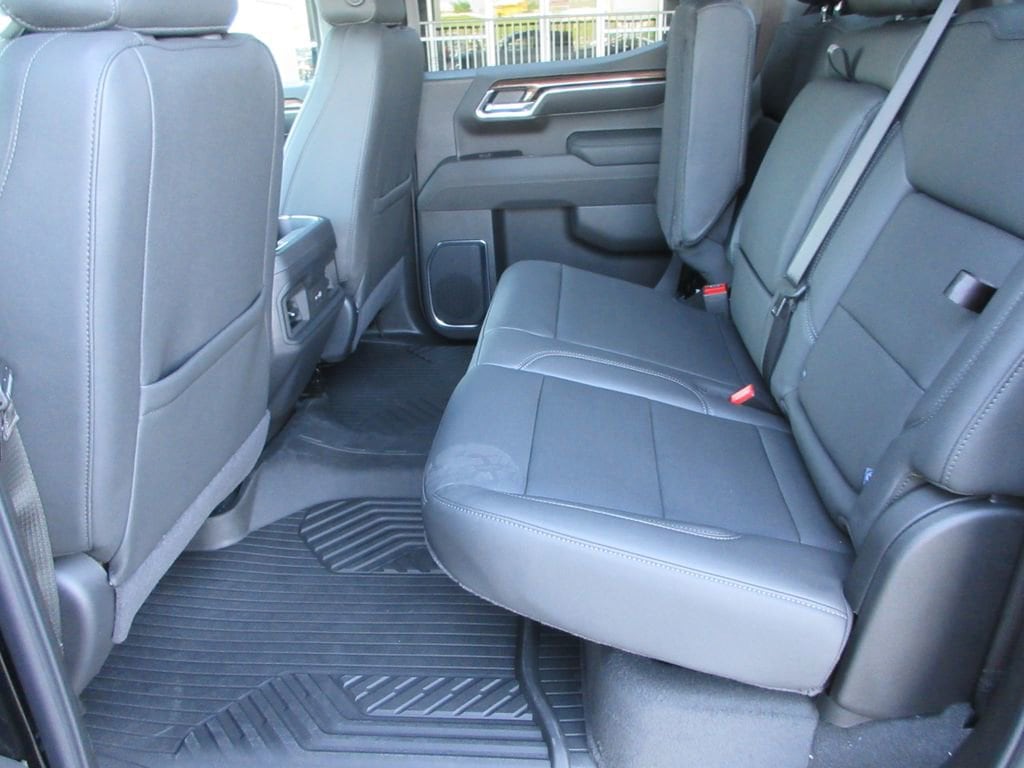 2026 Chevrolet Silverado 1500 LT Trail Boss - Photo 15