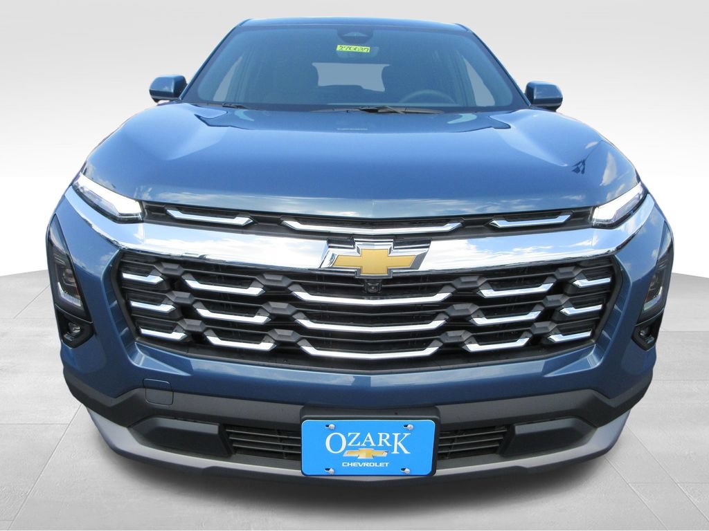 2027 Chevrolet Equinox LT - Photo 8