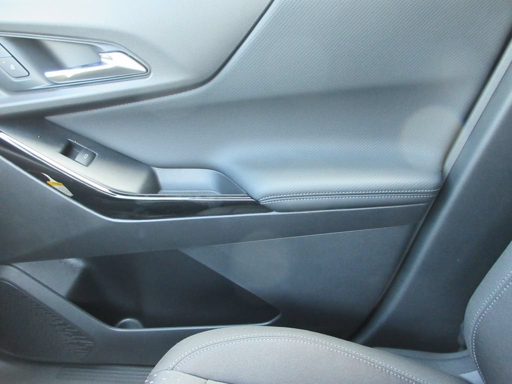 2027 Chevrolet Equinox LT - Photo 30