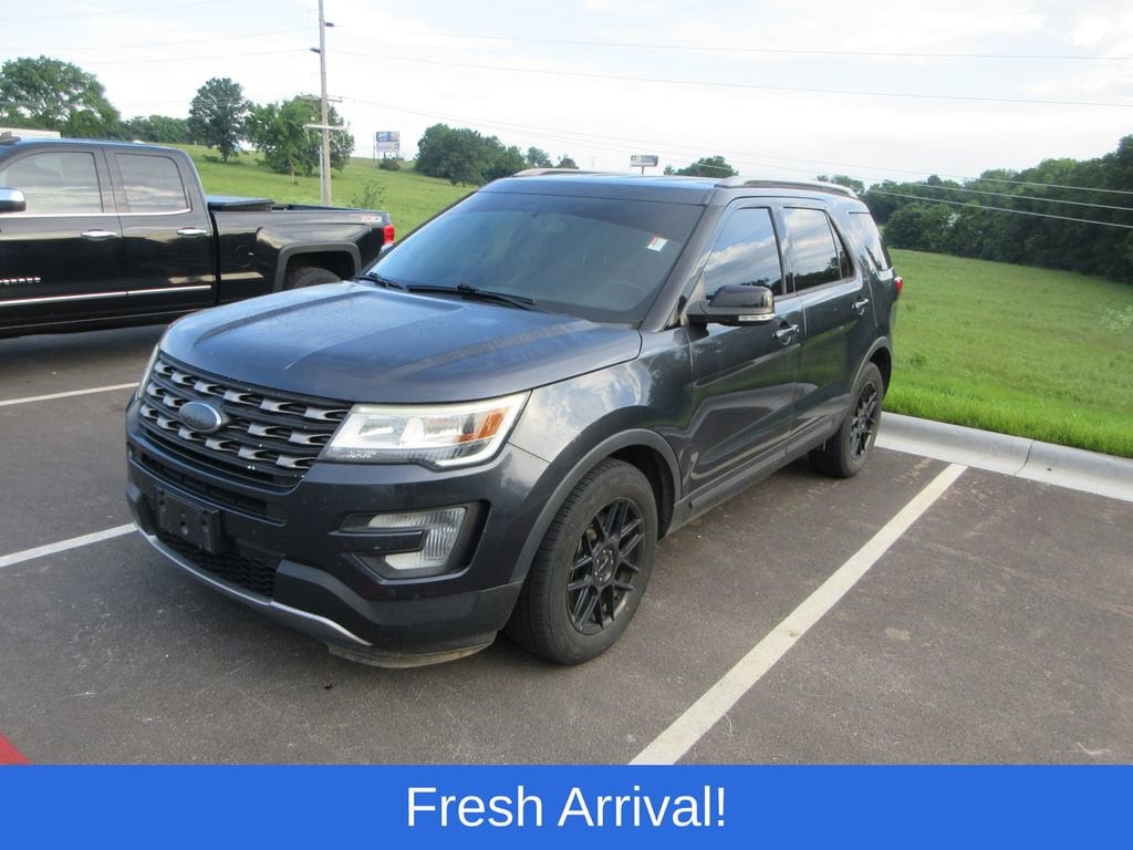 2017 Ford Explorer XLT FWD's photo