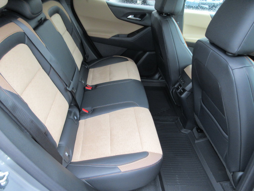 2027 Chevrolet Equinox ACTIV - Photo 18