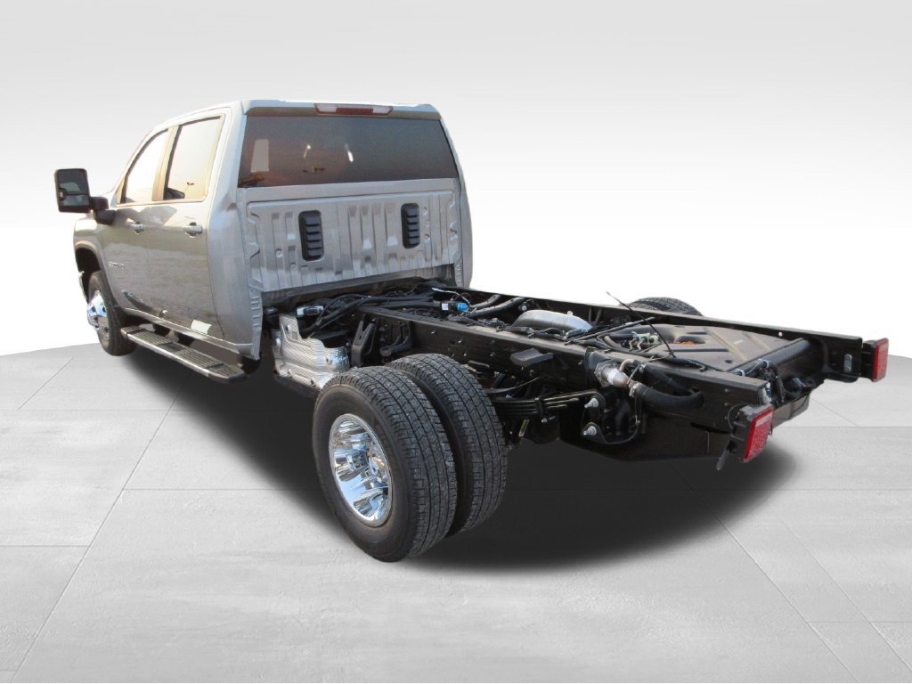 New 2026 Chevrolet Silverado 3500 HD Chassis Cab LT Truck