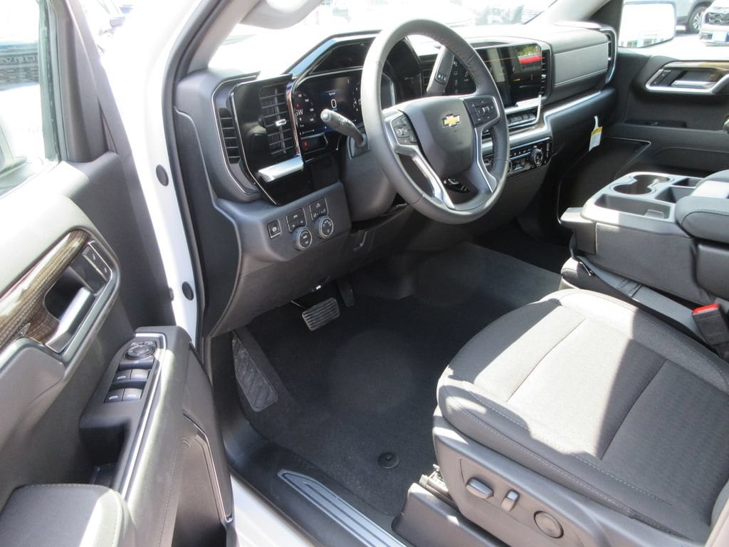 2026 Chevrolet Silverado 1500 LT - Photo 13