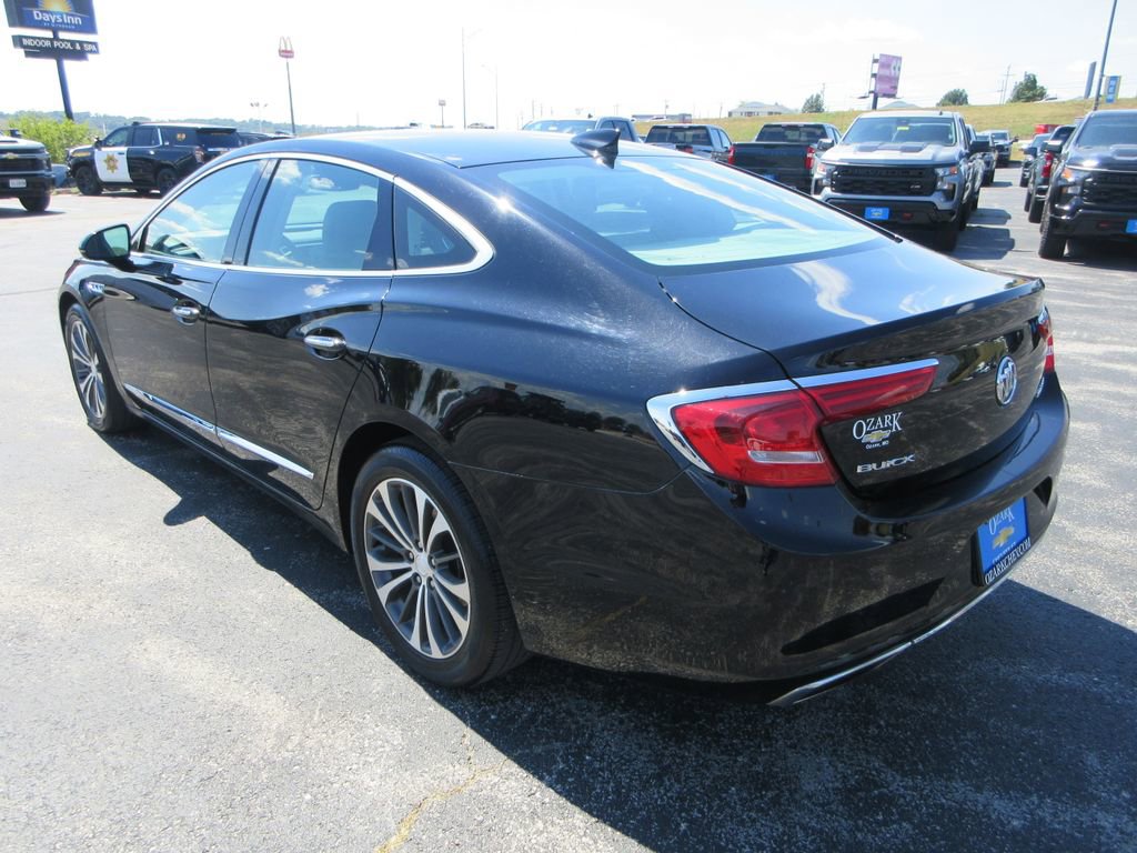 2017 Buick LaCrosse Premium I photo 3