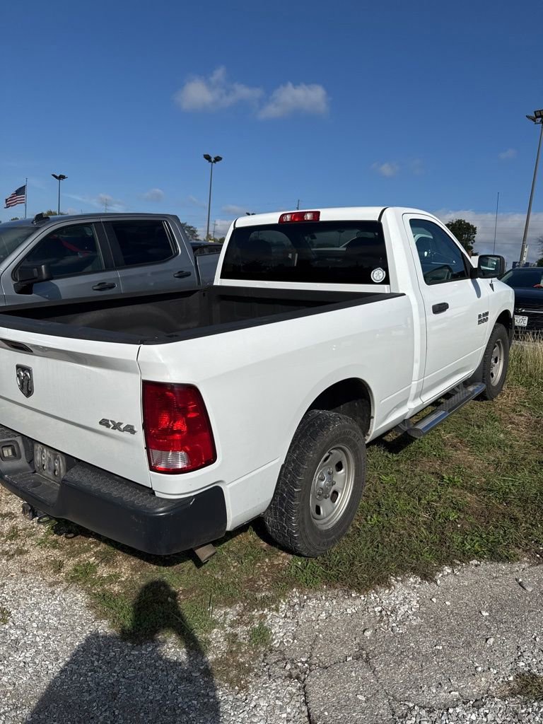 2014 Ram 1500 Tradesman photo 3