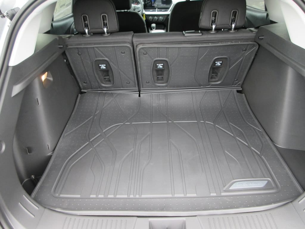 2026 Chevrolet Trax LS - Photo 10