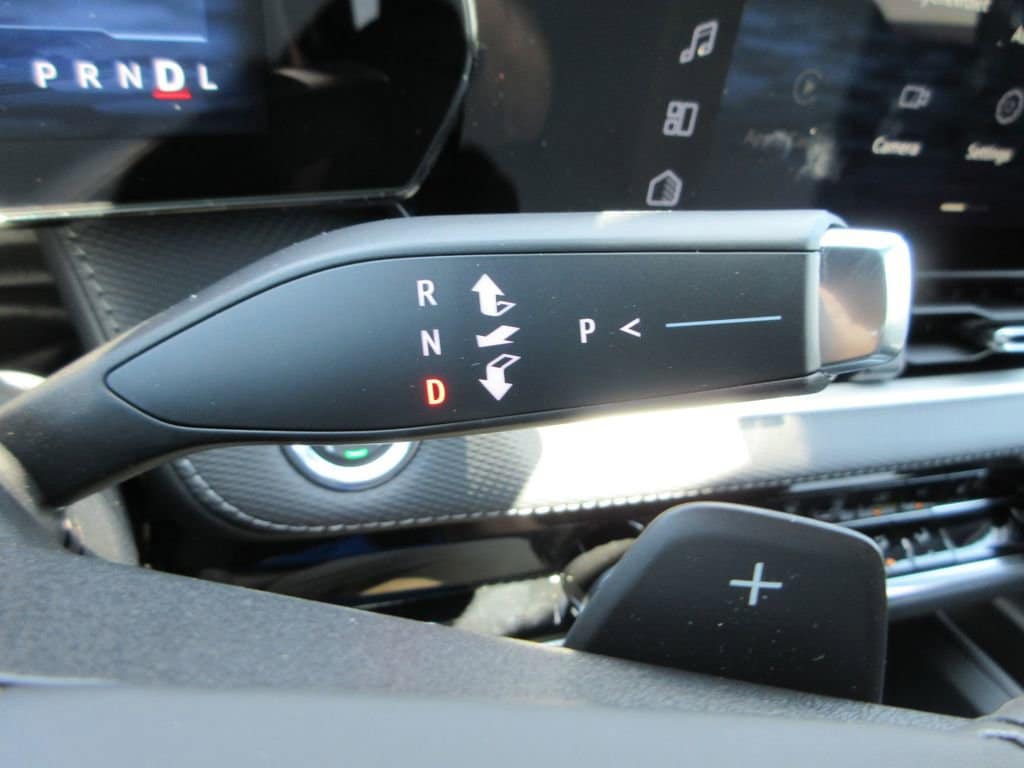 2026 Chevrolet Equinox LT - Photo 25