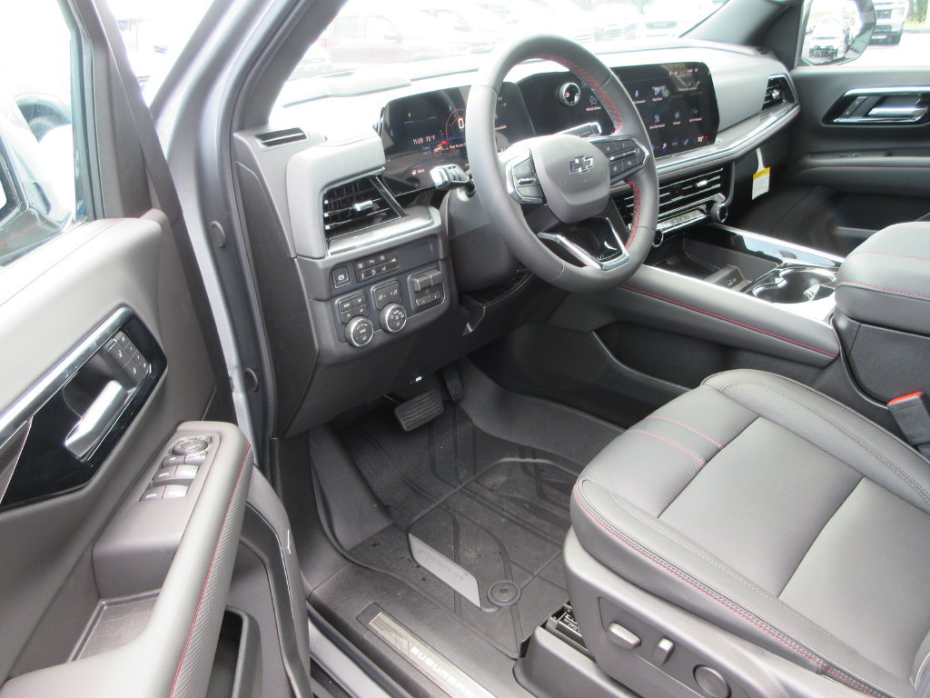 2026 Chevrolet Suburban RST - Photo 14