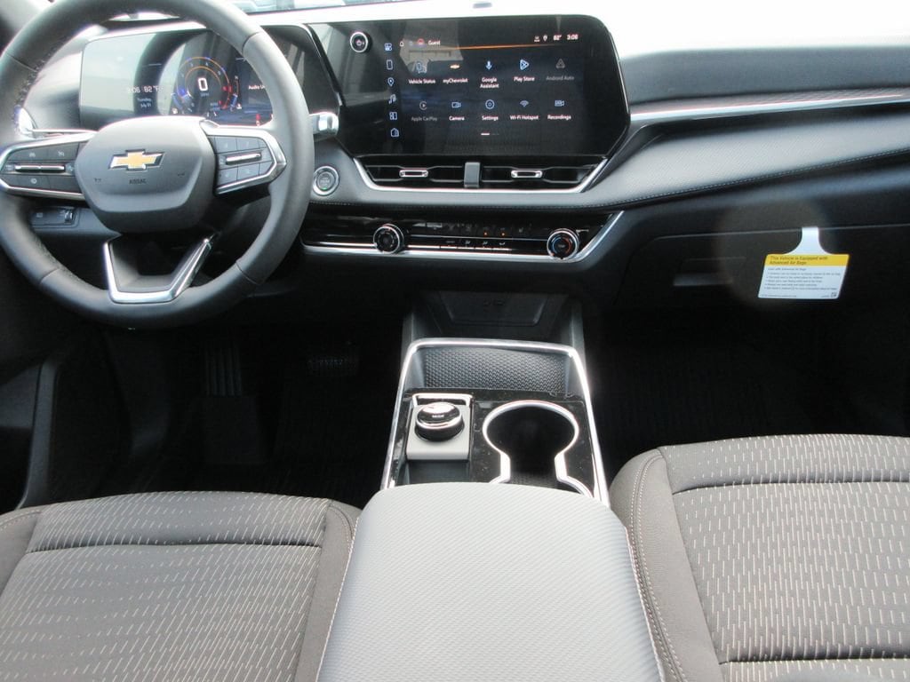 2027 Chevrolet Equinox LT - Photo 14