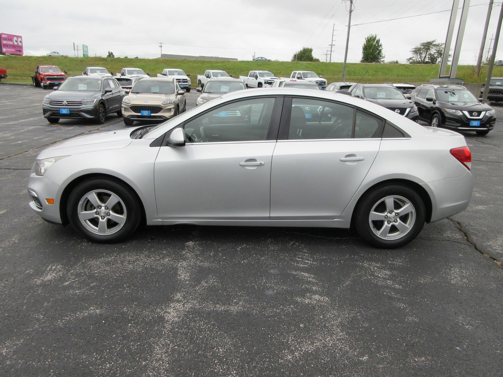 Used 2016 Chevrolet Cruze Limited 1LT with VIN 1G1PE5SB0G7194728 for sale in Ozark, MO