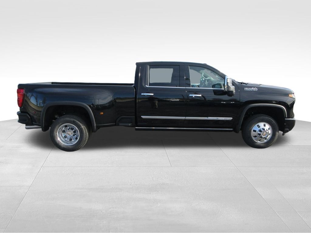 2026 Chevrolet Silverado 3500 HD High Country - Photo 6